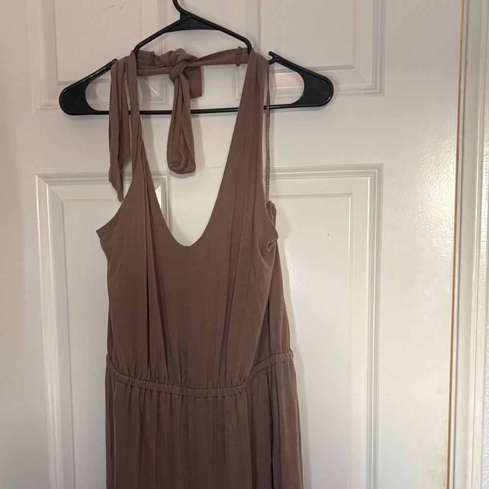 Elegant Brown Sleeveless Dress